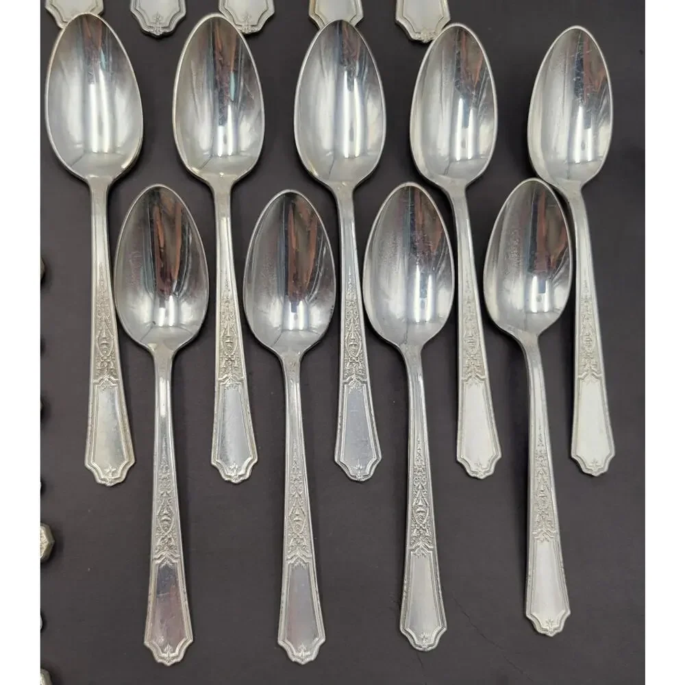 1847 Rogers Bros Ancestral Service for 8 Al Silverplate Flatware Set 43 Pcs